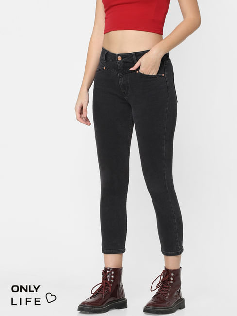 Black Mid Rise Straight Fit Jeans 