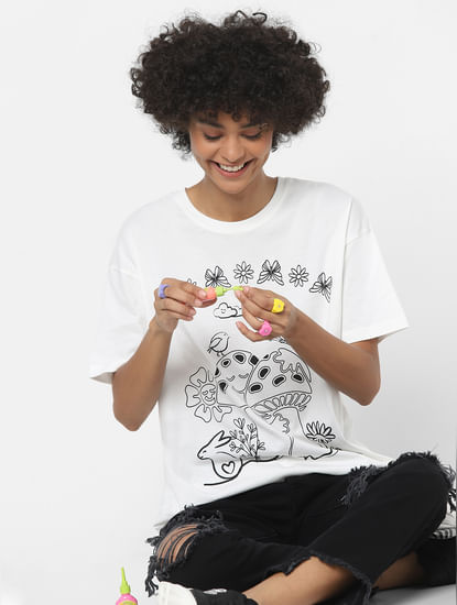 ONLY x FEVICRYL White DIY Colouring T-shirt & Kit
