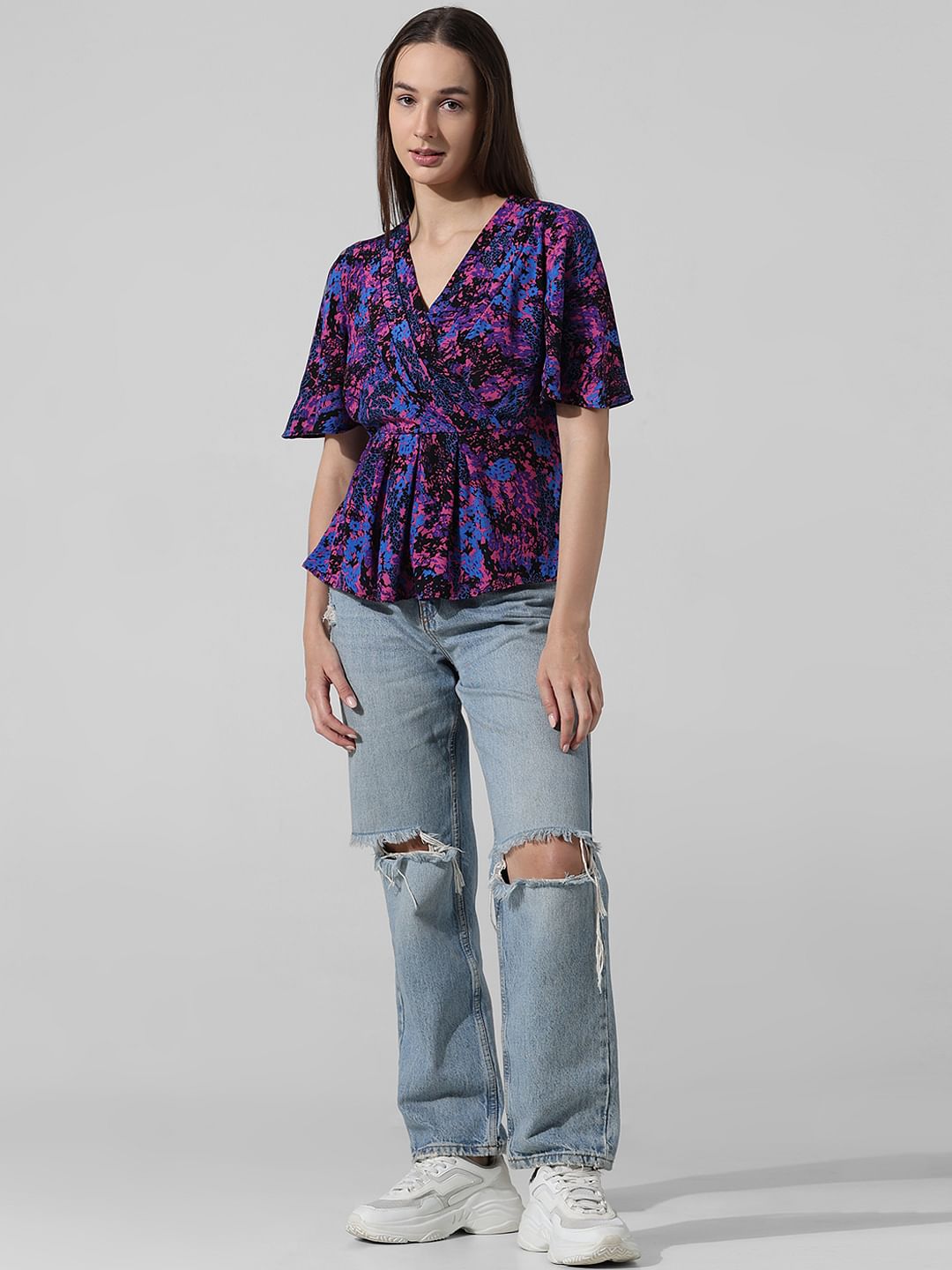 Trendy jeans hot sale and tops