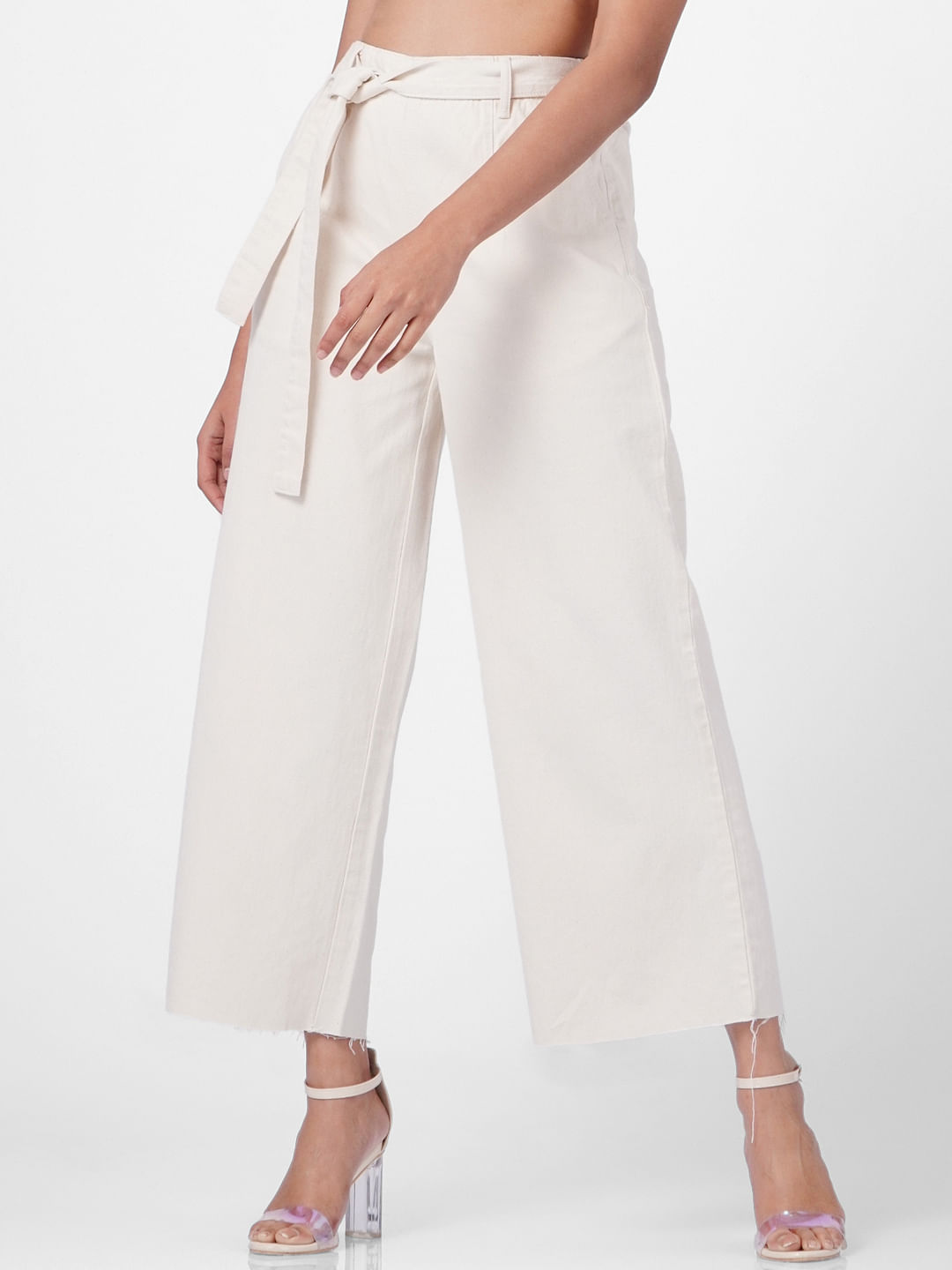 Style Them With Denim Culottes | The 2019 Way of Wearing Kitten Heels and  Where to Buy Them | POPSUGAR Fashion UK Photo 20