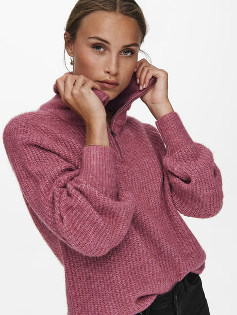 Red High Neck Pullover