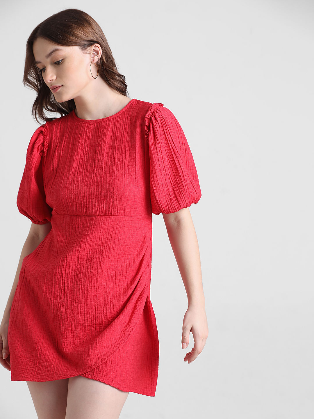 Red Square Neckline Long Sleeves Dress | Cheon Seo Jin - Penthouse -  Fashion Chingu