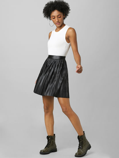 Black High Rise Pleated Skirt