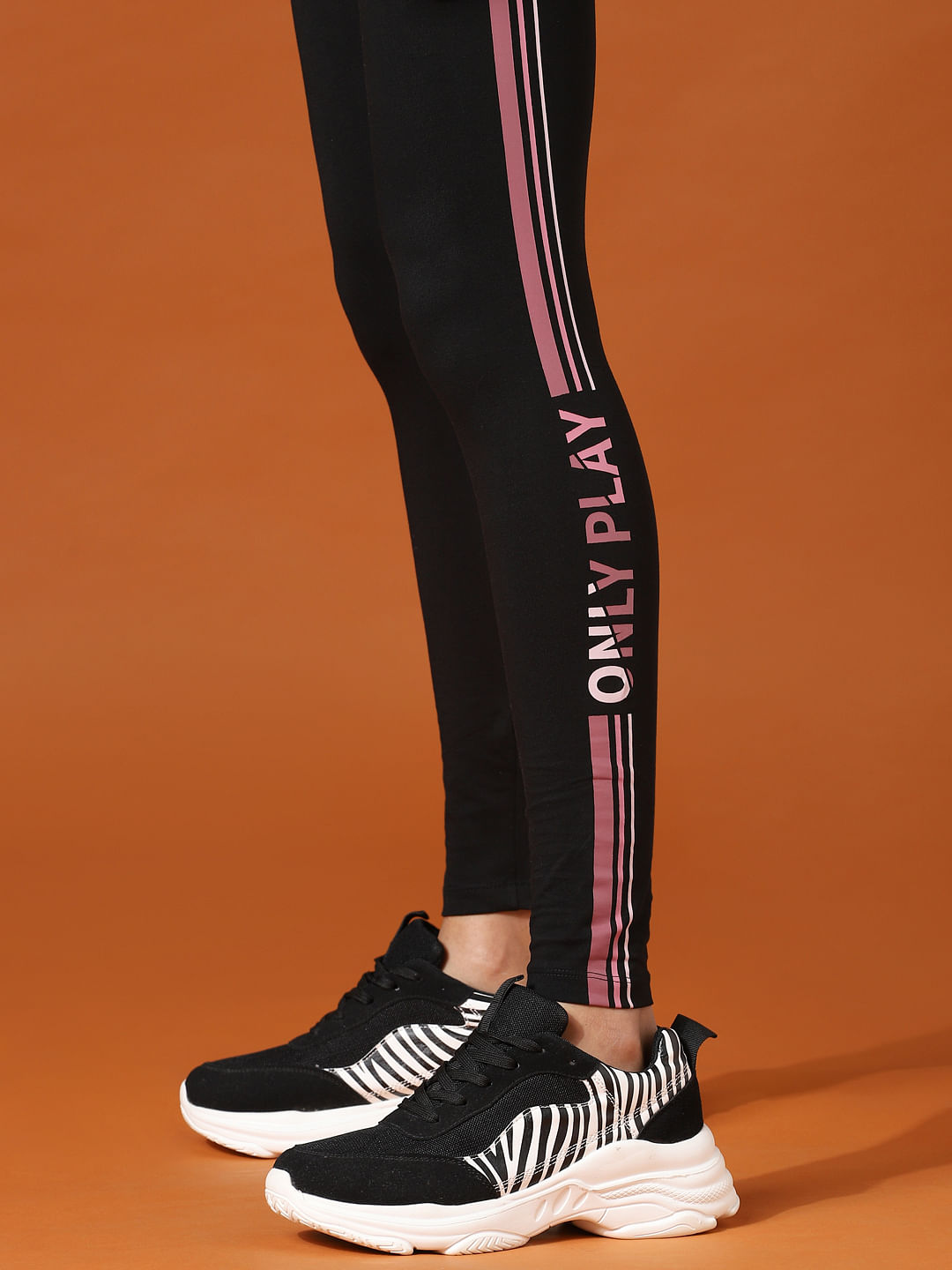 Buy Nike Kids Black Printed Leggings for Girls Clothing Online @ Tata CLiQ