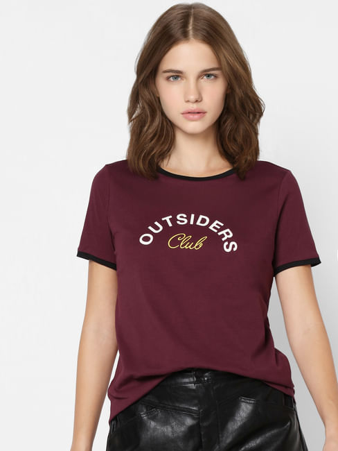 Maroon Outsiders Club Print T-shirt
