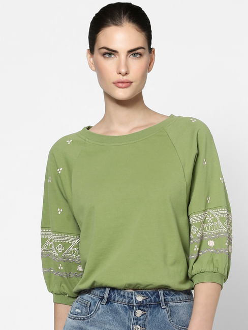 Green Cropped Embroidered Sleeves Sweatshirt