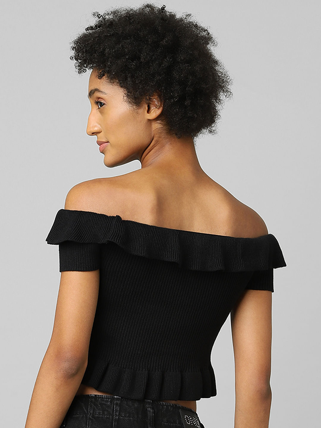 Black off the shoulder best sale top crop