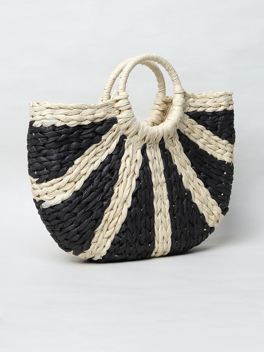 Round black straw online bag