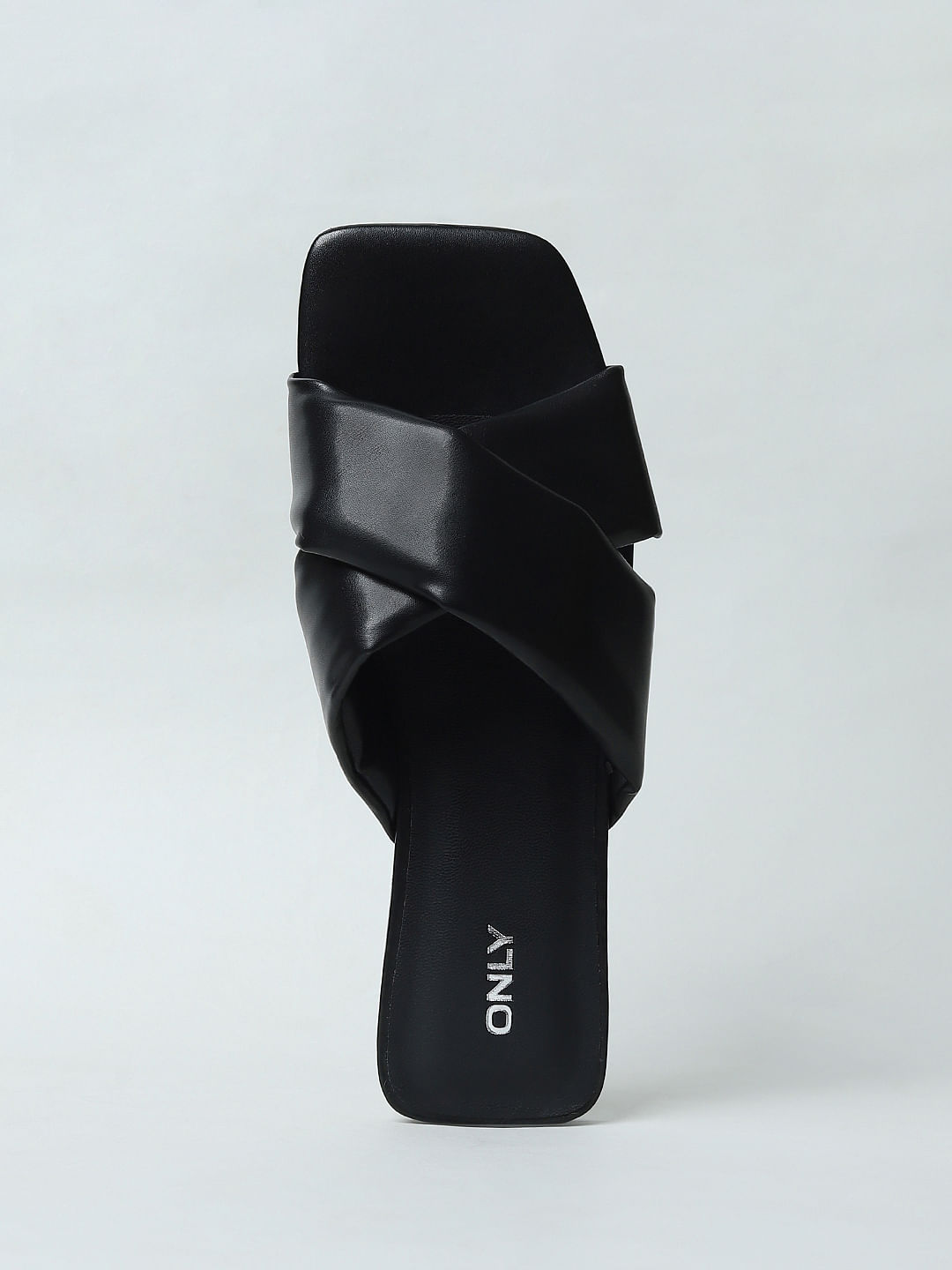 Puma mens Zeal China Blue-Peacoat-Silver Sandal - 6 UK (38139601) :  Amazon.in: Fashion