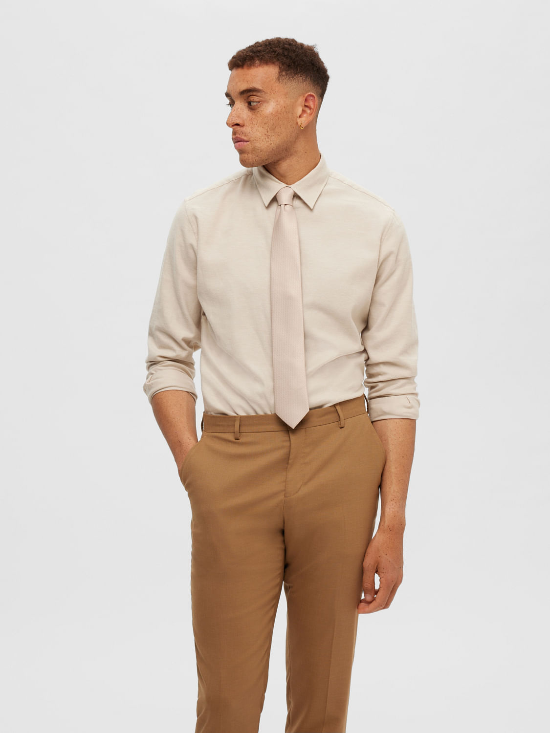 Buy Men Beige Solid Regular Fit Trousers Online - 270932 | Peter England