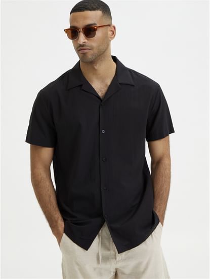 Buy Black Shirts and T-Shirts for Men Online at SELECTED HOMME