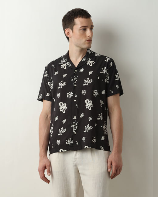 Black Printed Cuban Collar Short Sleeves Shirt