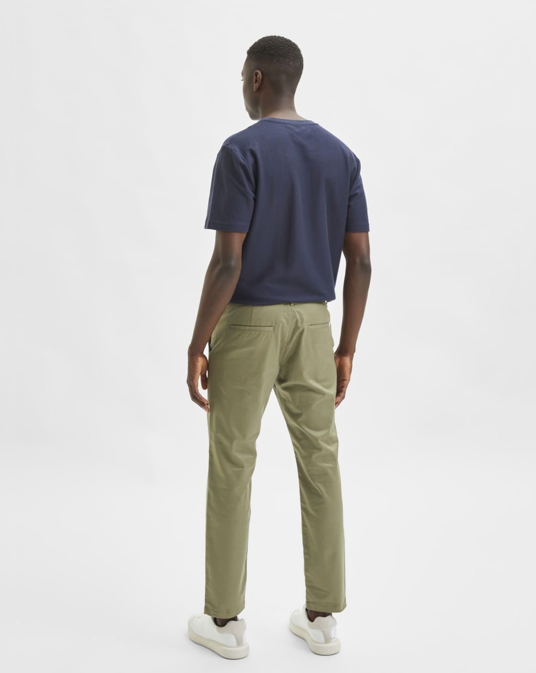Buy Green Mid Rise Chinos for Men at SELECTED HOMME | 129657401