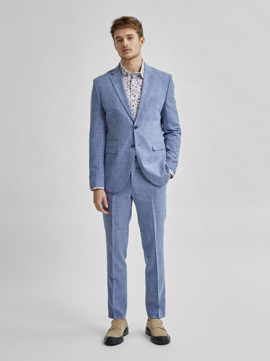 Stretch Blend Notch Lapel Royal Blue Suit - NYC Tuxedos