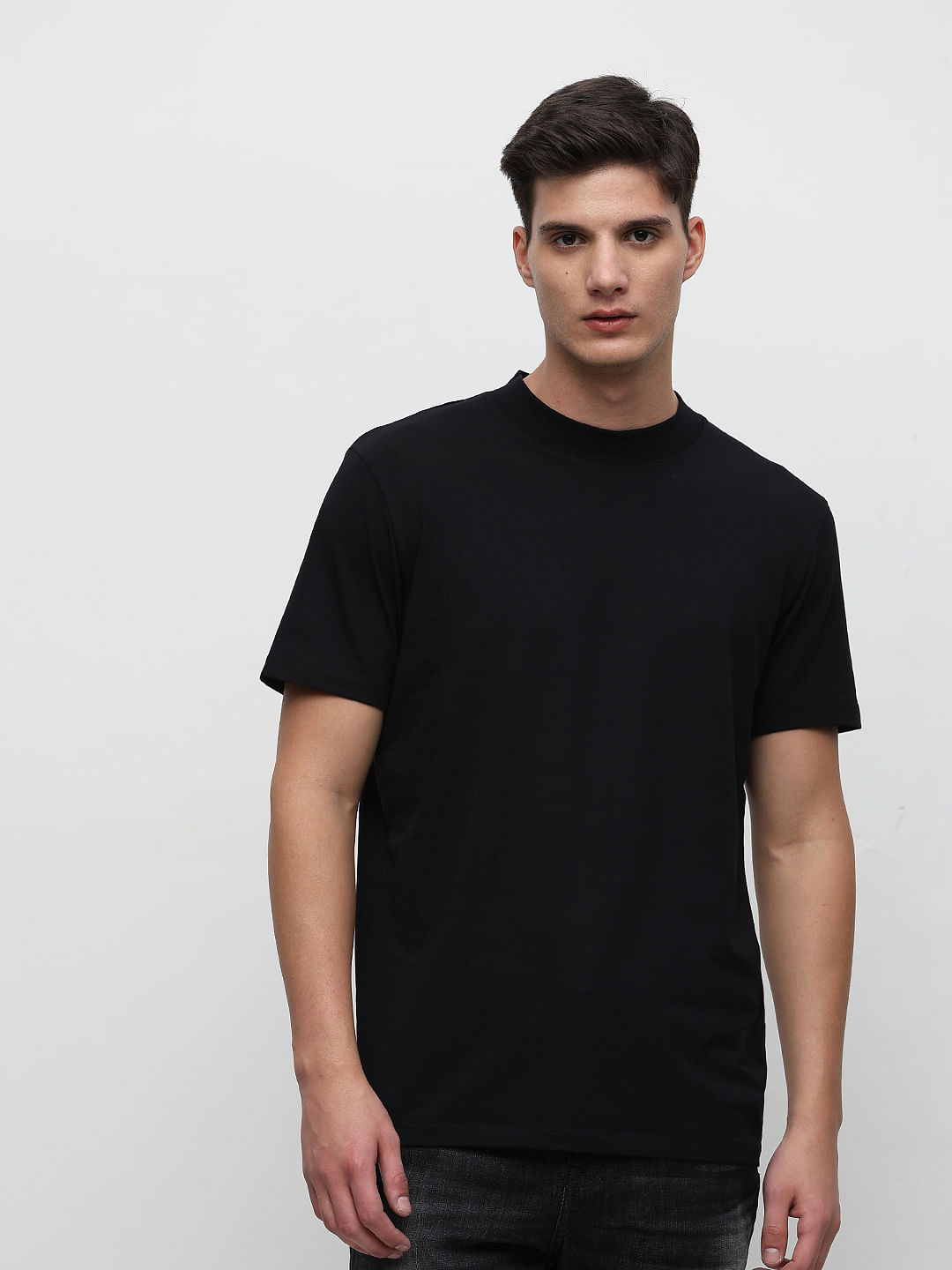 All black t store shirt online