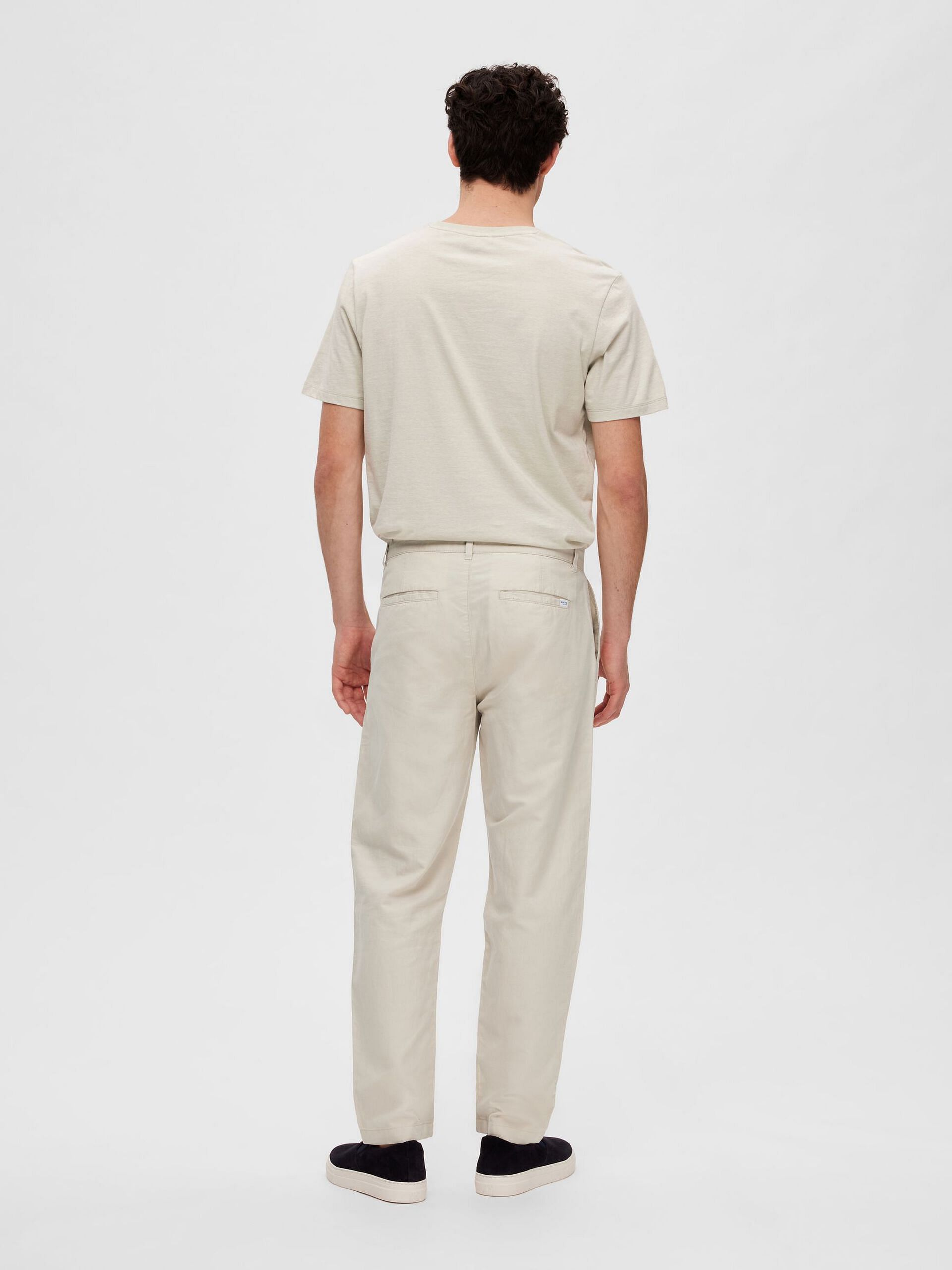 Buy Beige Mid Rise Slim Linen Pants for Men Online at SELECTED HOMME  141728303