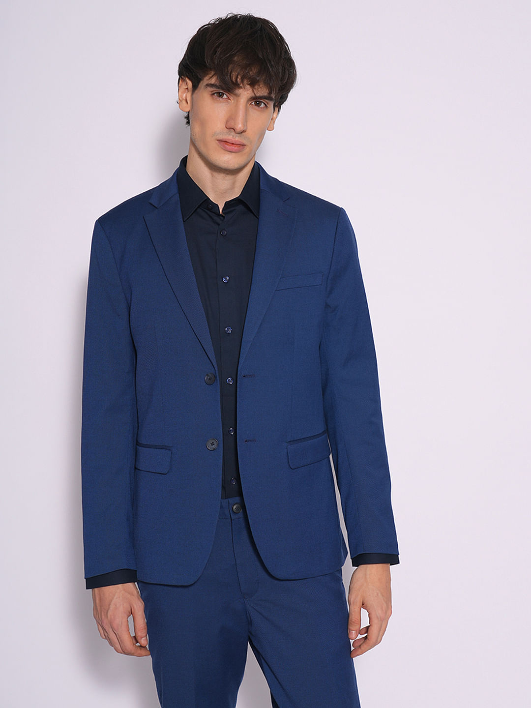 Royal shops blue blazer with jeans