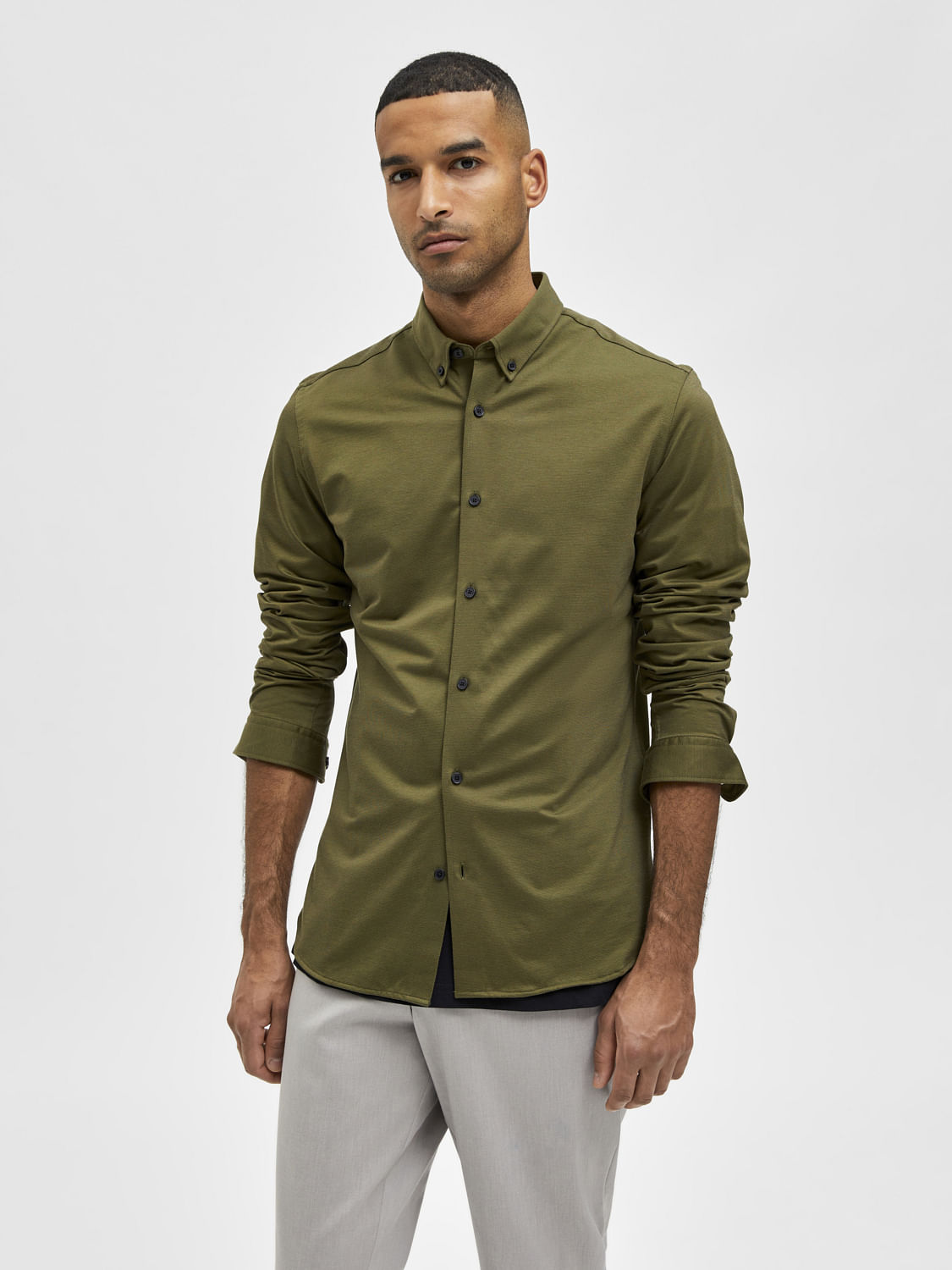 khaki green shirt mens outfit