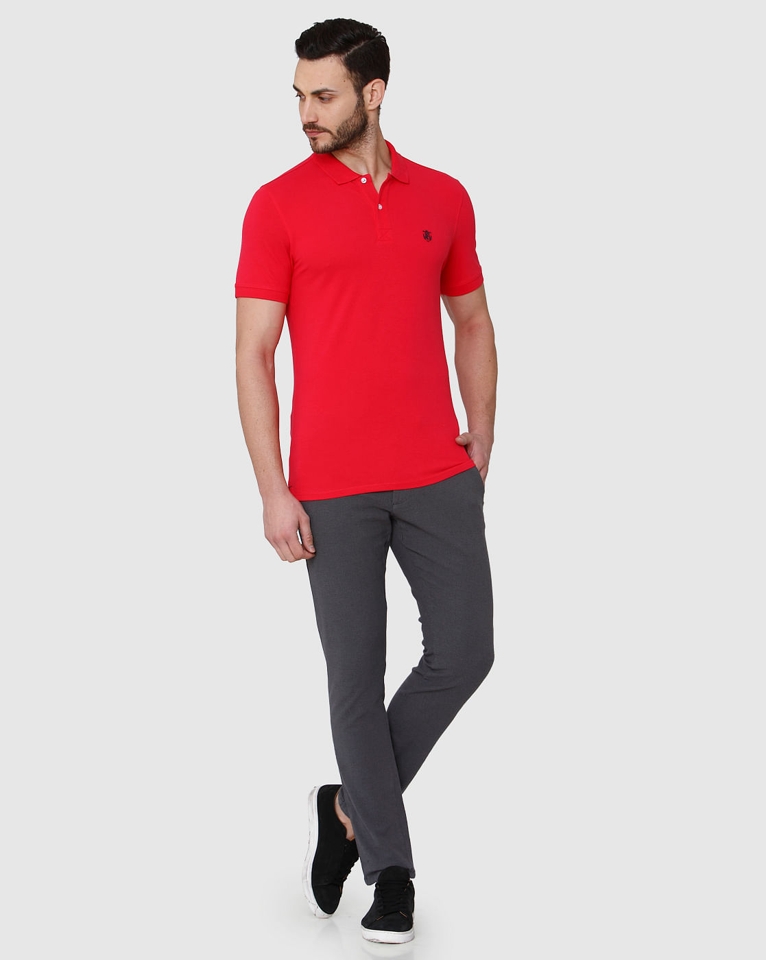 red polo shirt outfit men