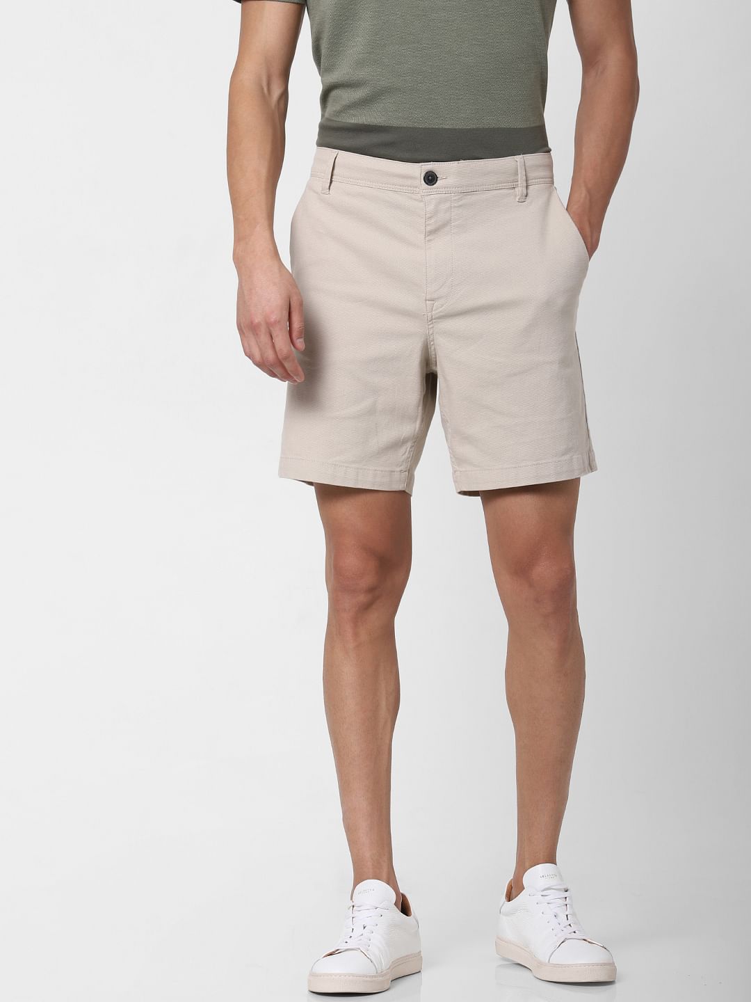 chino shorts beige