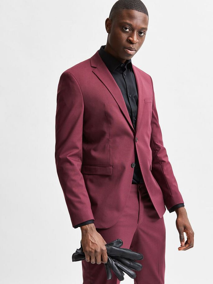 Varese Claret Red Slim Fit Suit – Men's Priorities