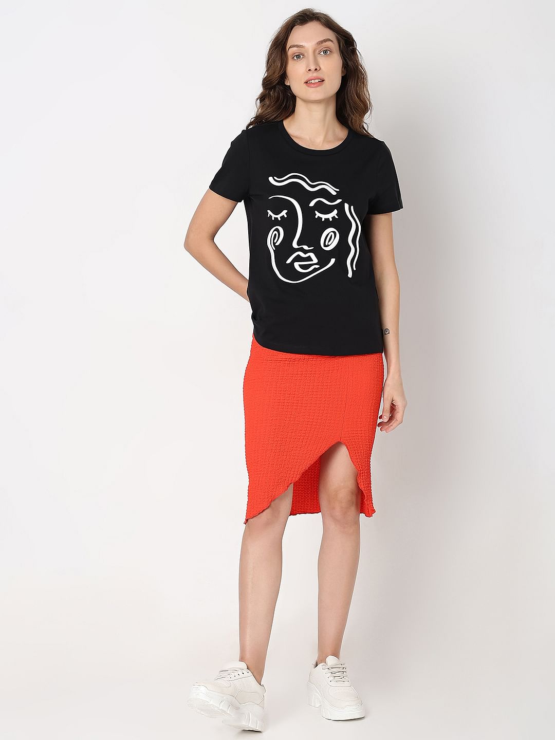 Black Face Outline T shirt 156949501 Black