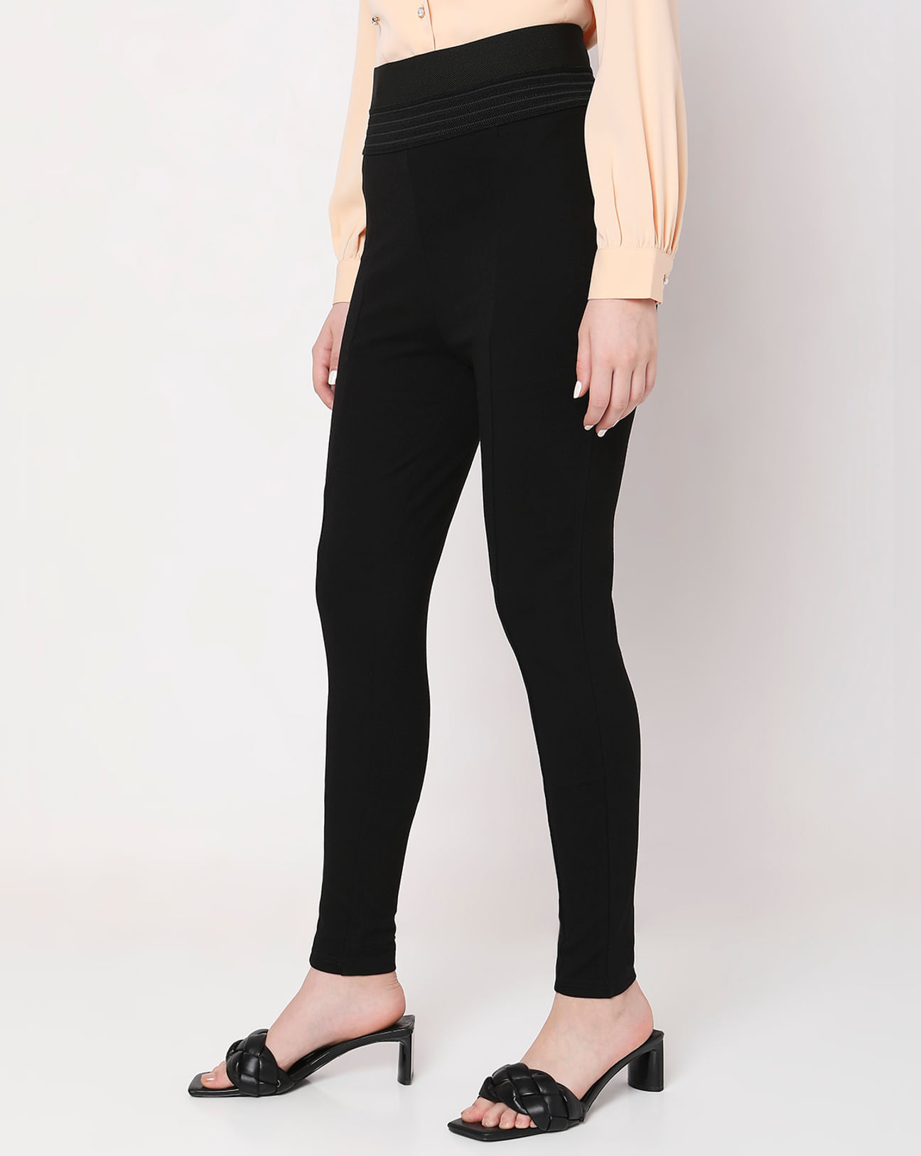 High Waist Women Black Solid Skinny Fit Ankle-length Side Button Leggings  at Rs 185 in Kolkata