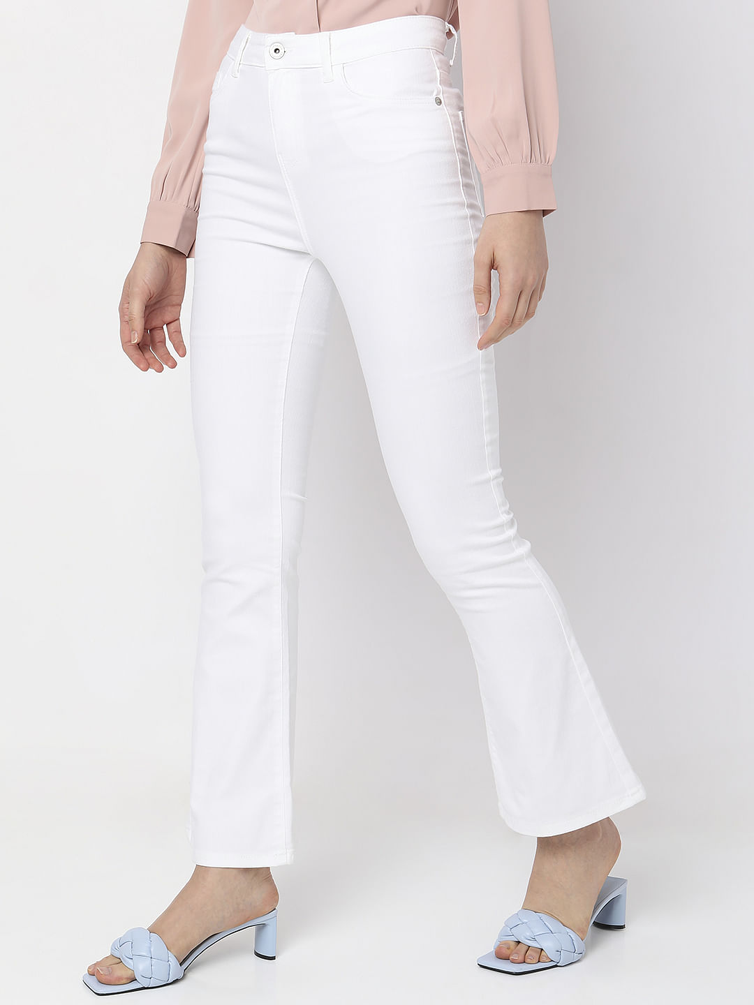 White cropped hot sale bootcut jeans