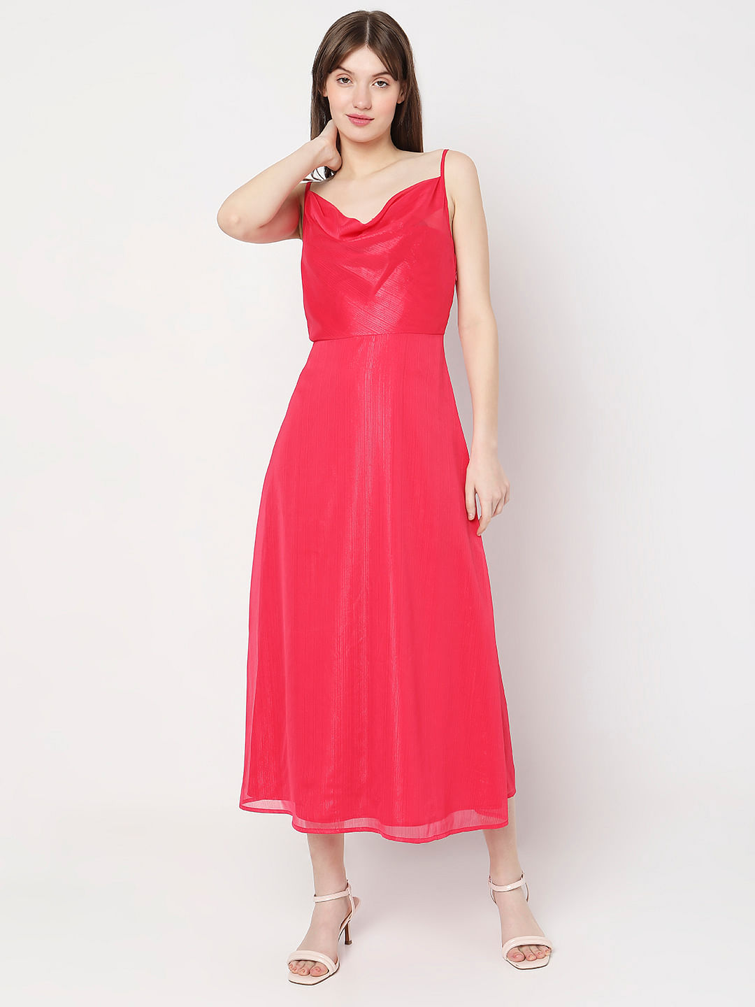 Berrylush Red Solid V-Neck Maxi Dress – Gozars