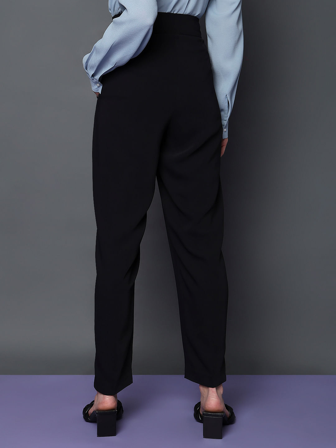 Tapered High Waist Pants In Black