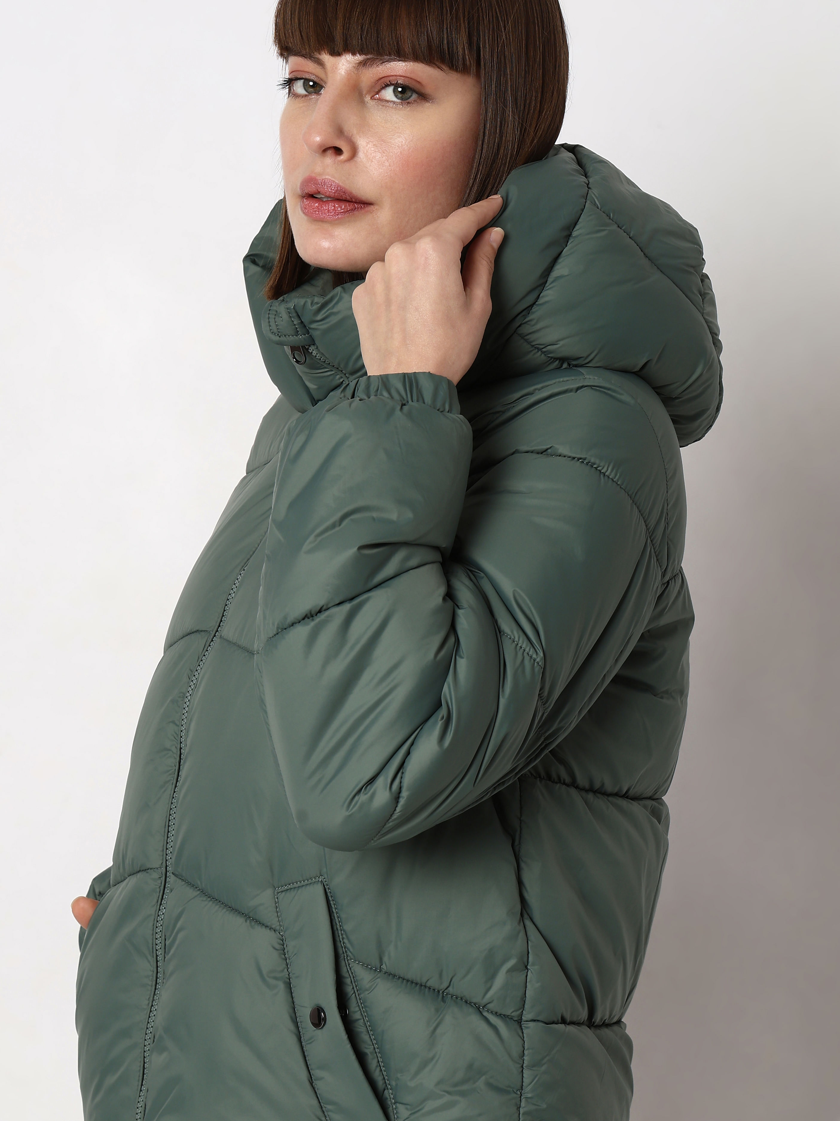 Green hooded puffer jacket sale