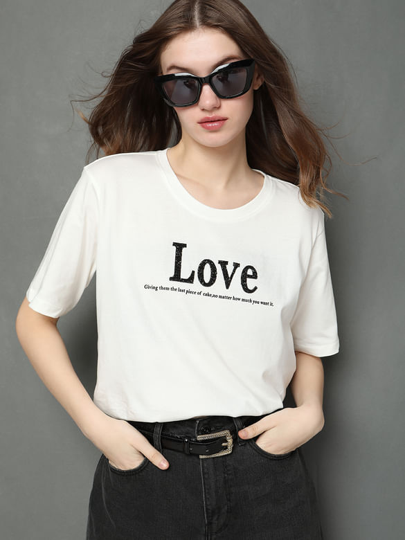 White Embellished Text Print T-shirt