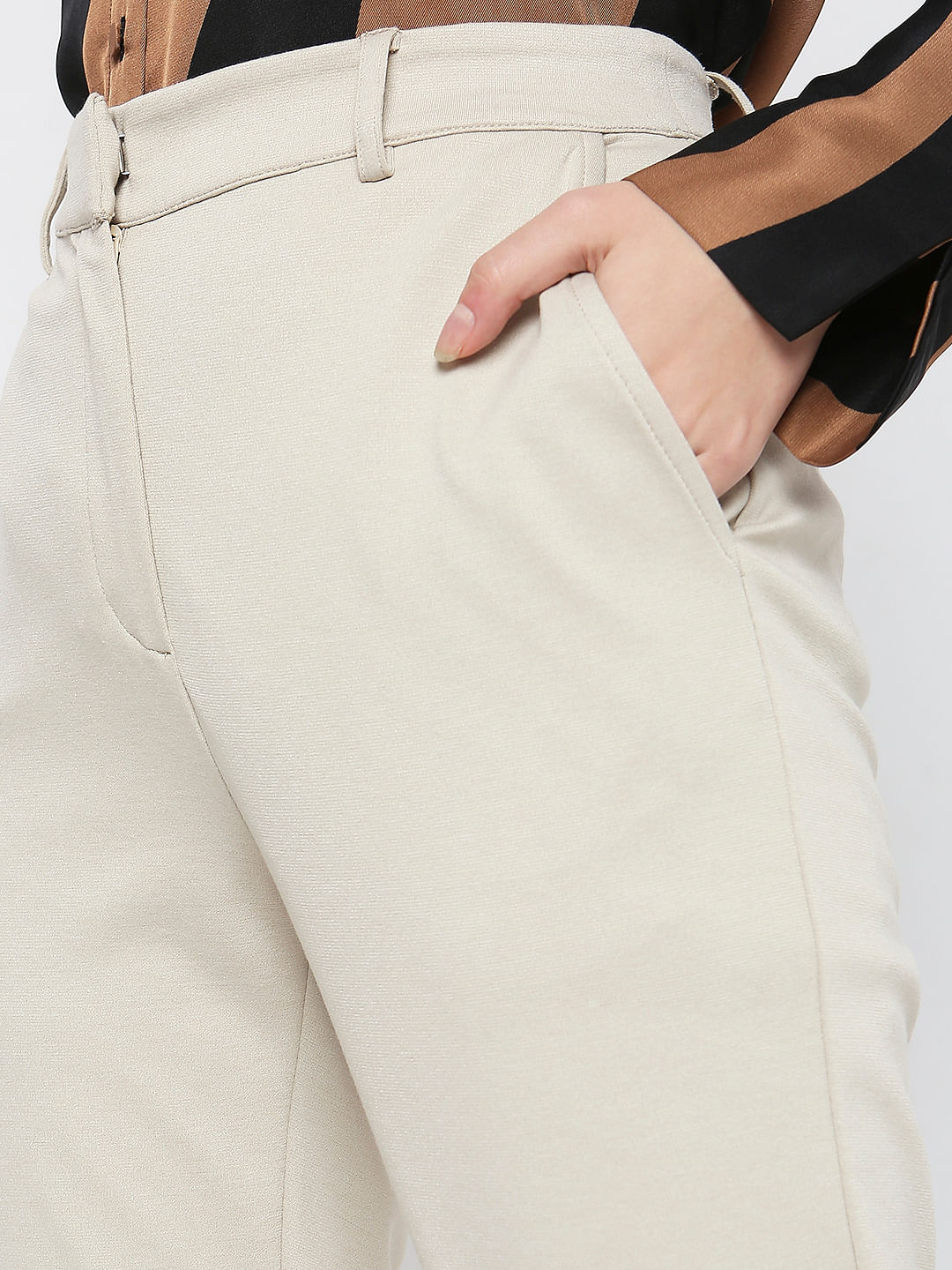 Cropped button pants - Women | Mango USA