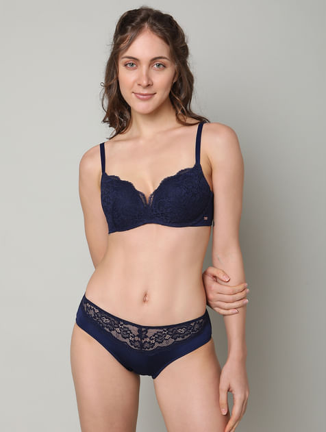 Buy Padded Underwired Push Up Bra Online India, Best Prices, COD