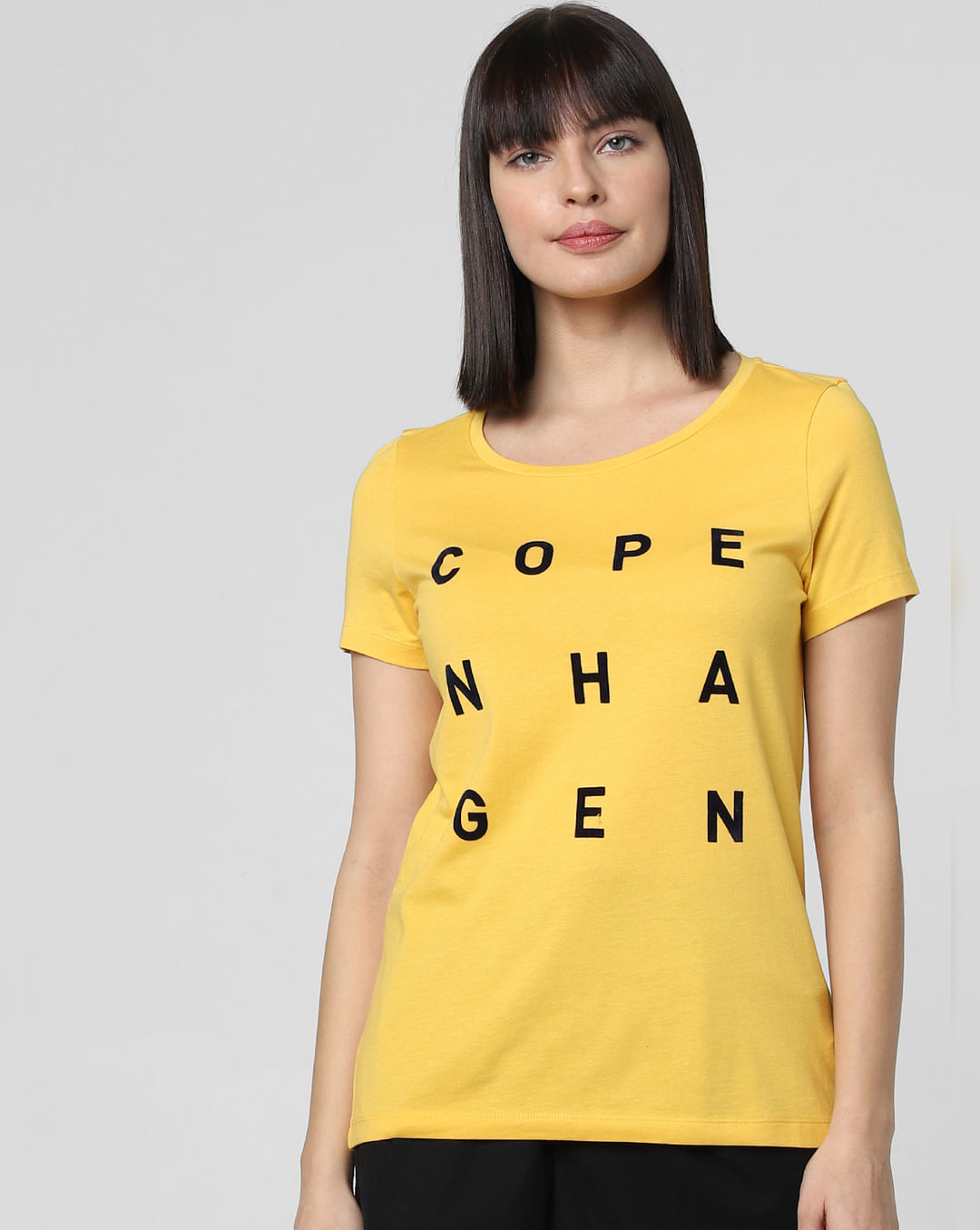 mælk Blive skør Natur Buy Women Yellow Text Print T-shirt Online | VeroModa