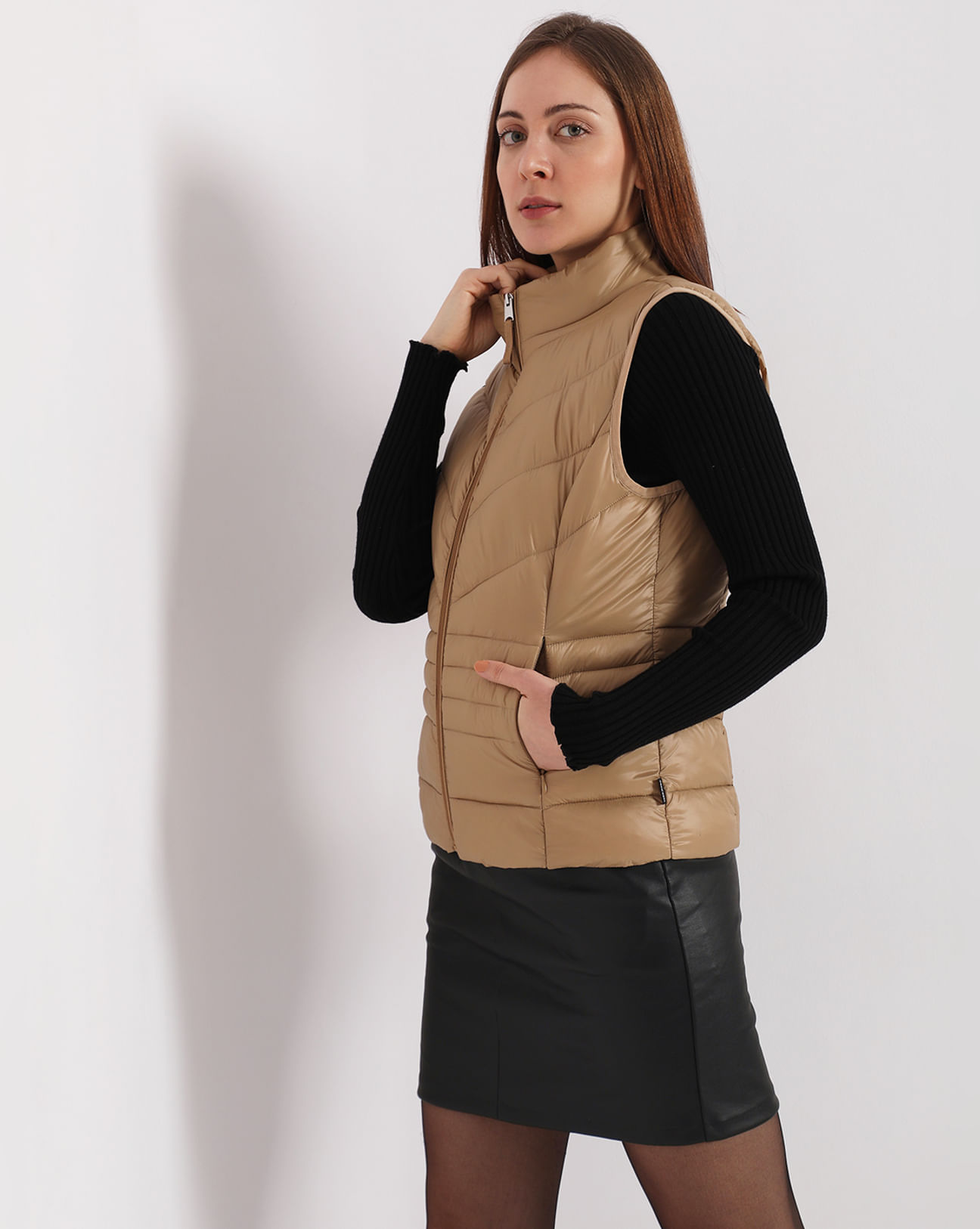 Women's Long Puffer Vest – Fabulous Me Boutique Shoes & Accessories
