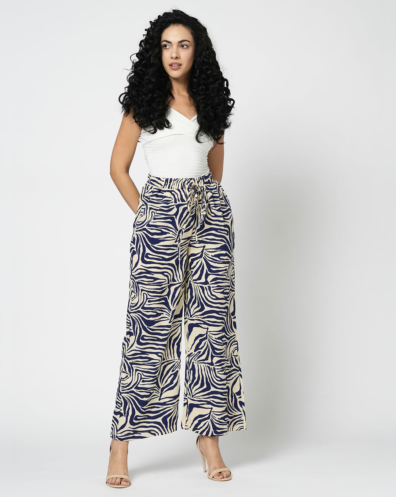 i.scenery BY VERO MODA Off-White High Rise Printed  Pants|132619802-Estate-Blue