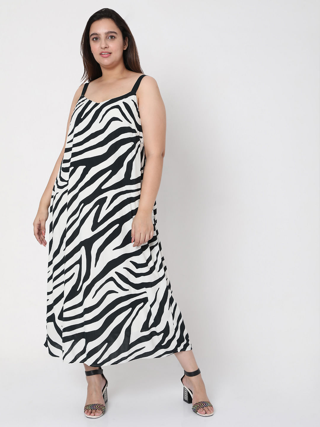 black and white printed dress