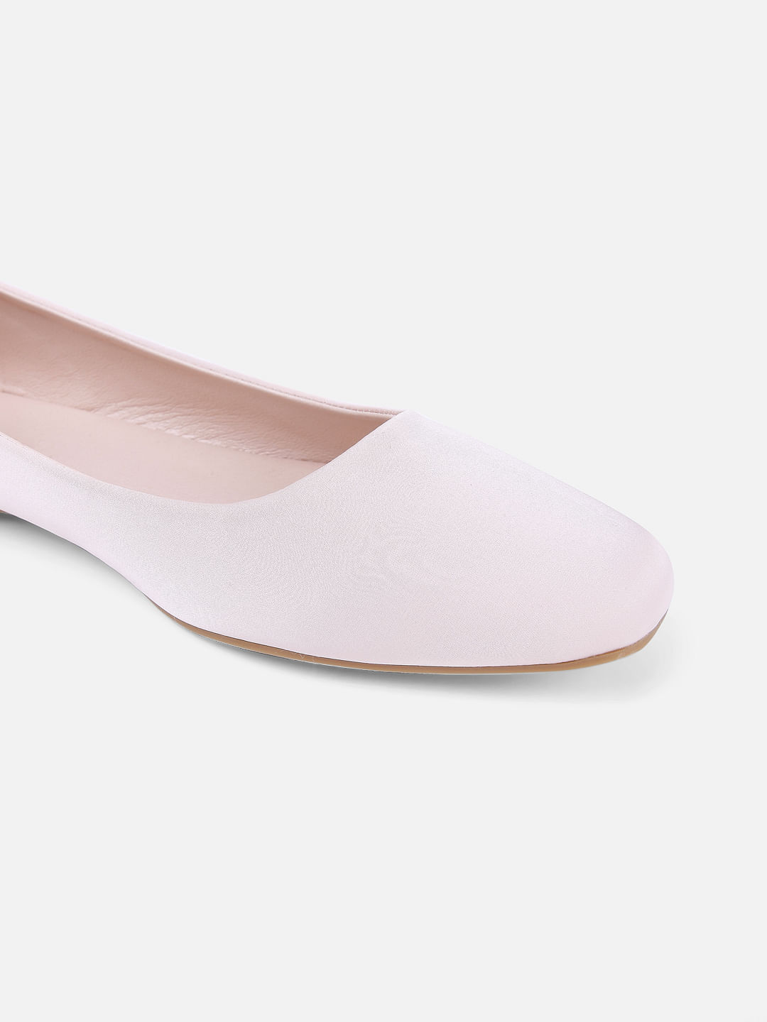 These Mesh Ballet Flats Feel Like Walking on Air - Fashionista
