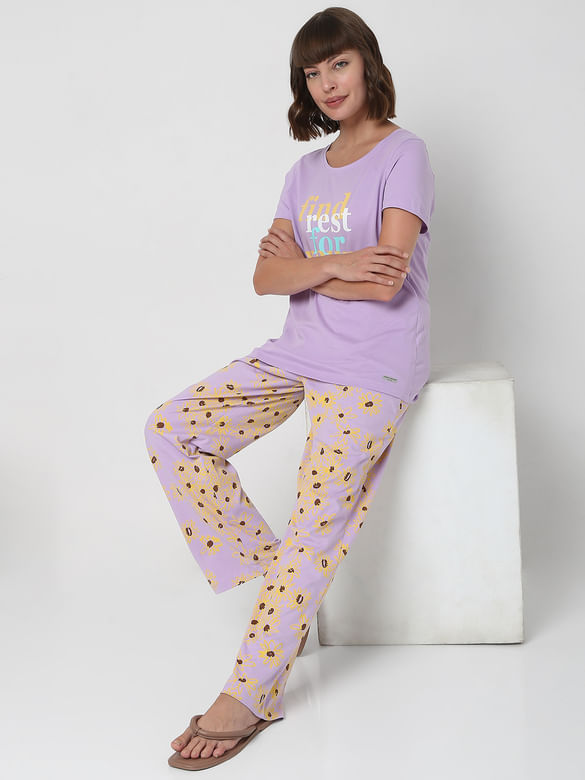 Lilac T-shirt & Pyjama Set