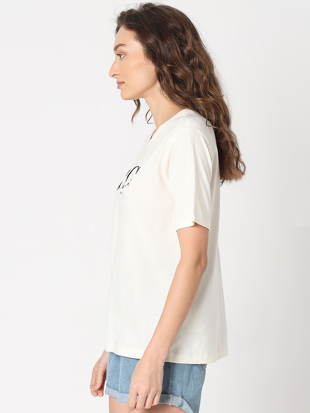 White CHIC Text Print T-shirt White CHIC Text Print T-shirt