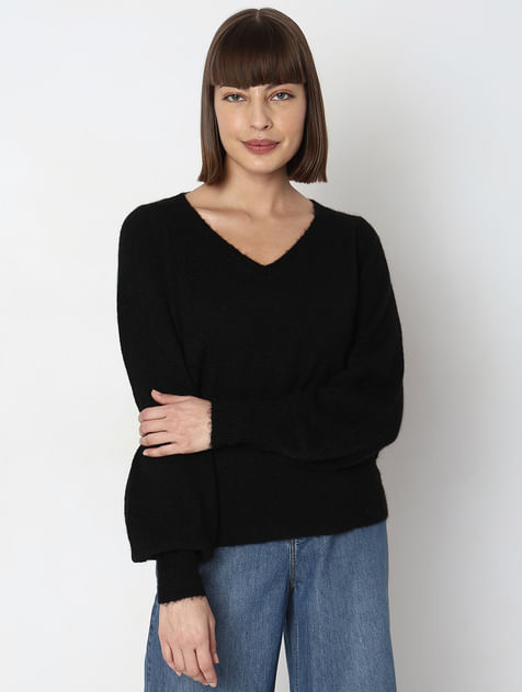 Black V-Neck Pullover