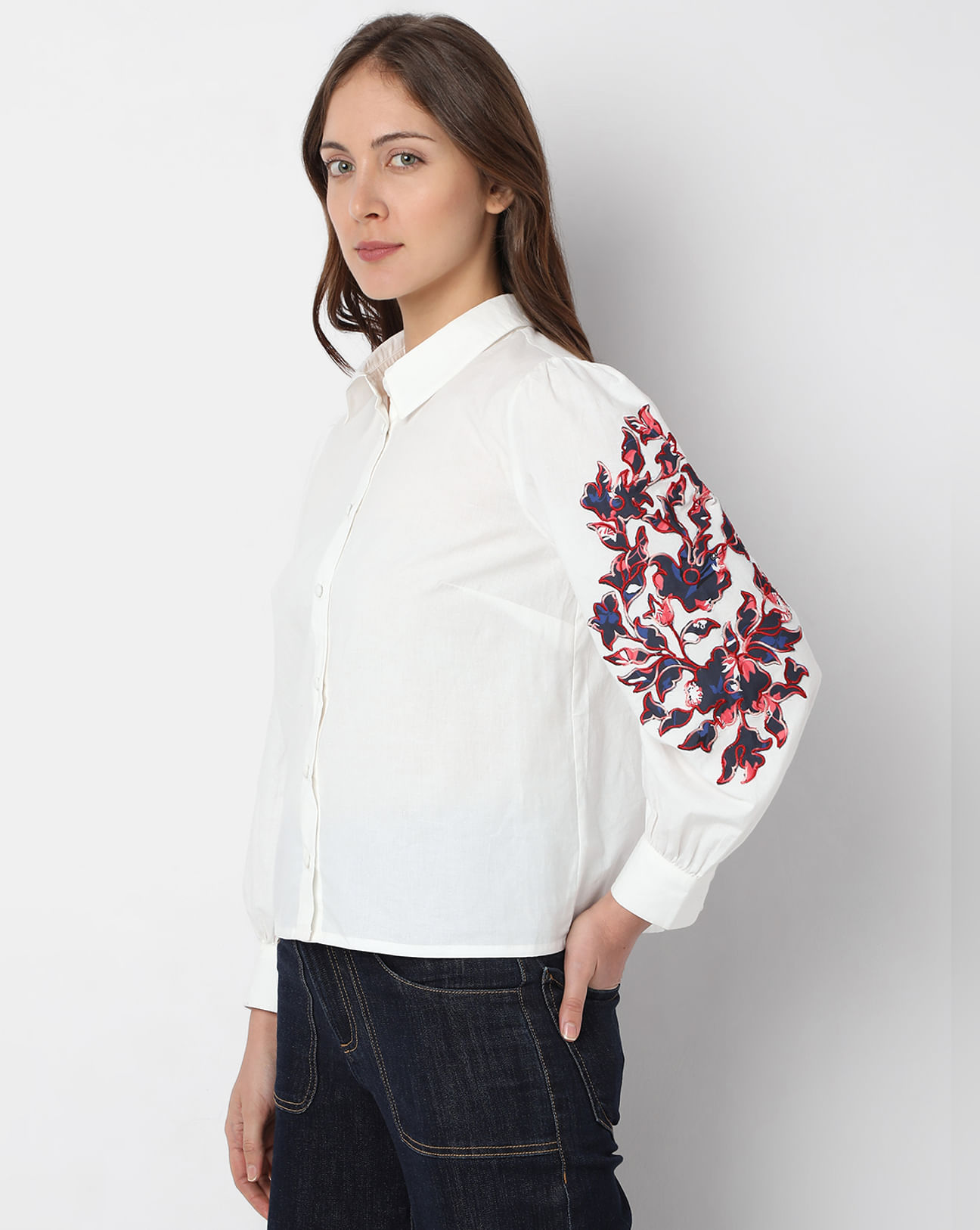 Louis Vuitton Navy & White Flower Logo Embroidered T-Shirt – Savonches