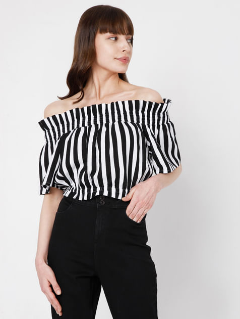 Black & White Vertical Stripe Top