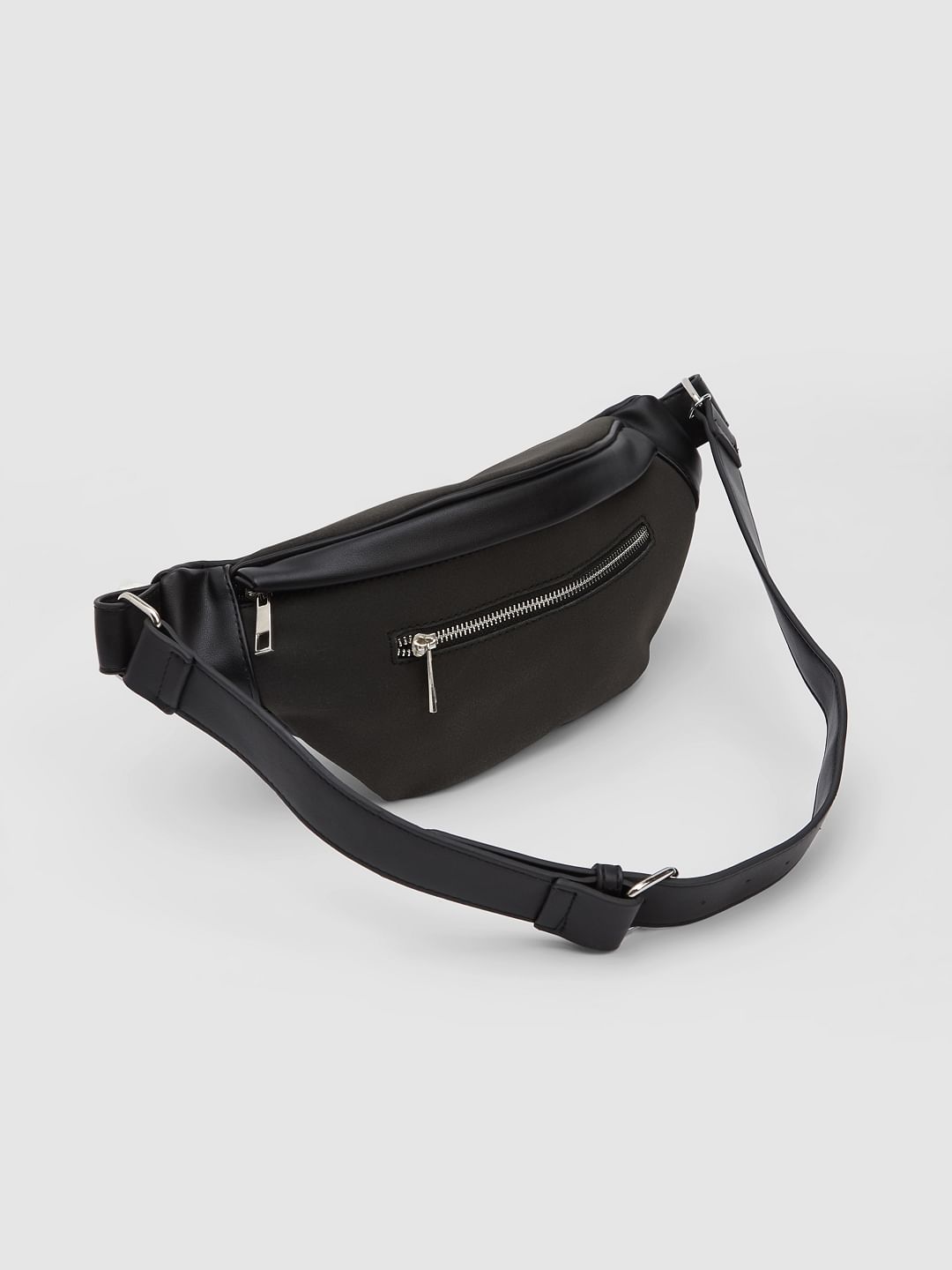 black fanny pack
