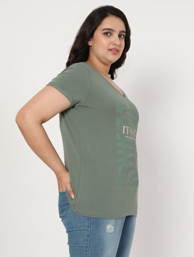 Green Slogan Print V Neck T-shirt
