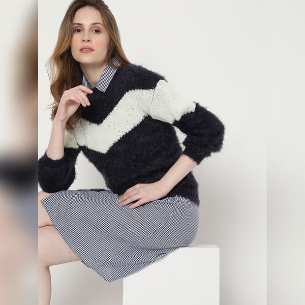 VERO MODA Blue Colourblocked Panelled Sweater