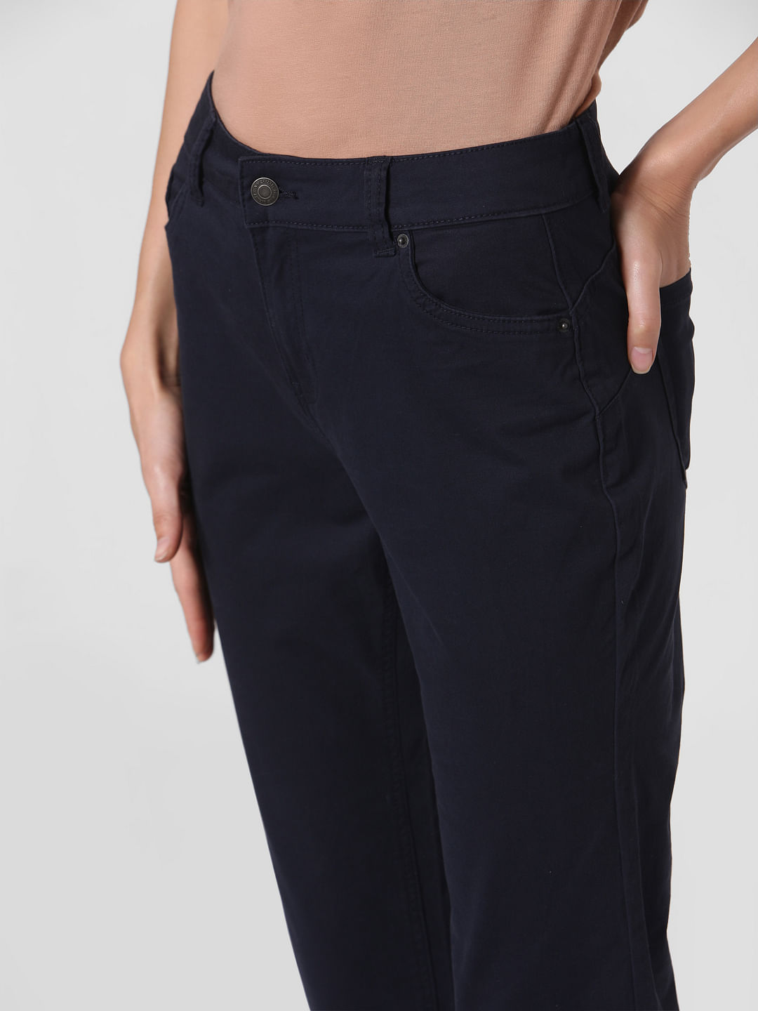 Buy Women Black Regular Fit Solid Casual Trousers Online  739089  Allen  Solly