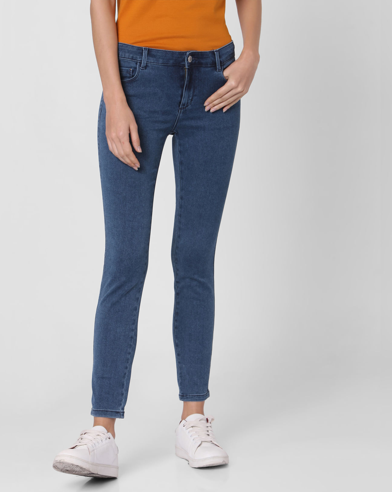 Buy Perfect Blue Mid Rise Jeggings Online In India.