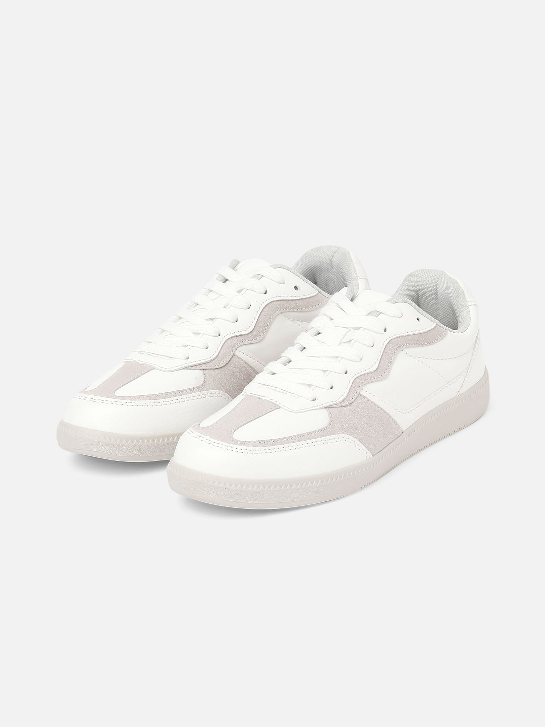 White chunky best sale sneakers for women